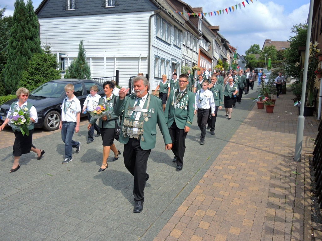 Festumzug durch die Hinterstraße